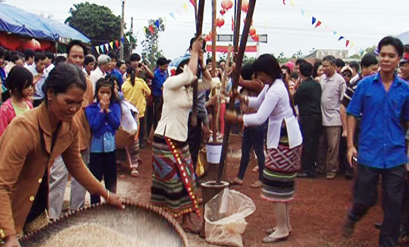Ch&agrave;o mừng đại hội MTTQ c&aacute;c cấp: B&ugrave; Đăng x&acirc;y mới, sửa chữa 29 nh&agrave; đại đo&agrave;n kết
