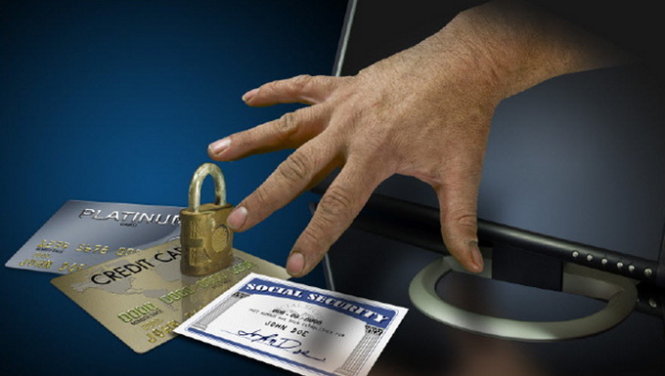 Tội phạm d&ugrave;ng thẻ ATM trắng dập thẻ giả tại Nha Trang 