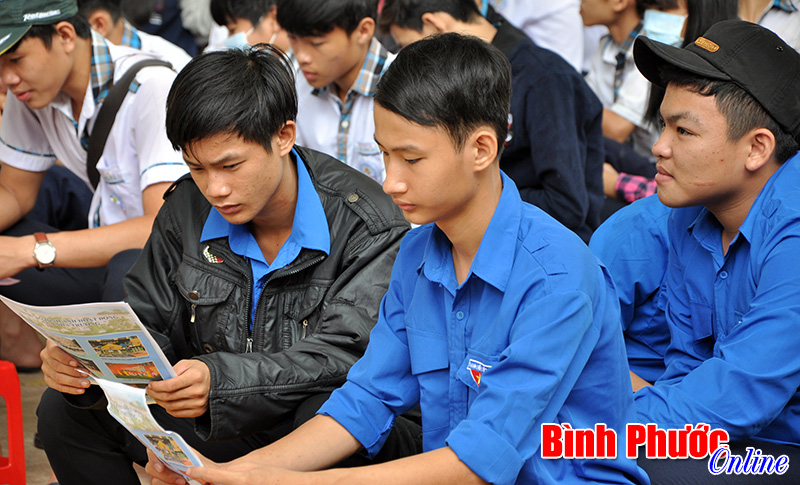 Giáo dục lý tưởng cho thế hệ trẻ và 4 vấn đề đặt ra