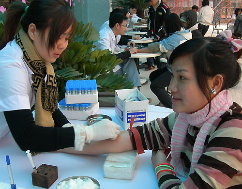 Khan hiếm máu nhóm A và O lên đỉnh điểm