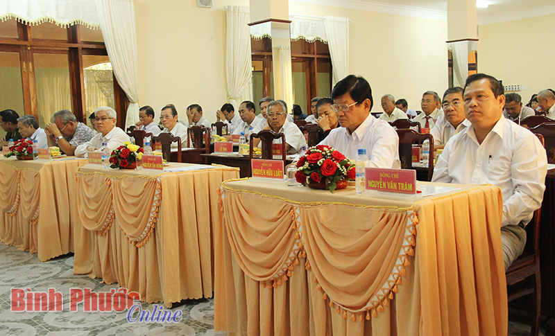 Họp mặt l&atilde;nh đạo chủ chốt của tỉnh qua c&aacute;c thời kỳ