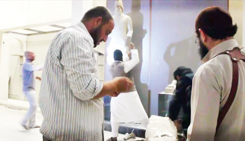 Mục tiêu mới của IS: Các phái bộ ngoại giao nước ngoài và cổ vật