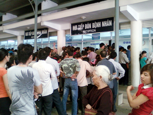 Từ tháng 6, bệnh viện khám bệnh theo số thứ tự