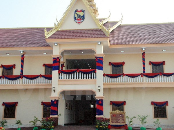 Việt Nam viện trợ x&acirc;y trụ sở Bộ Tư lệnh Ph&aacute;o binh Campuchia