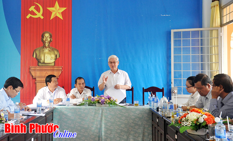 Khẩn trương ho&agrave;n th&agrave;nh c&aacute;c c&ocirc;ng tr&igrave;nh trọng điểm để g&oacute;p phần t&iacute;ch cực v&agrave;o sự th&agrave;nh c&ocirc;ng của đại hội Đảng c&aacute;c cấp