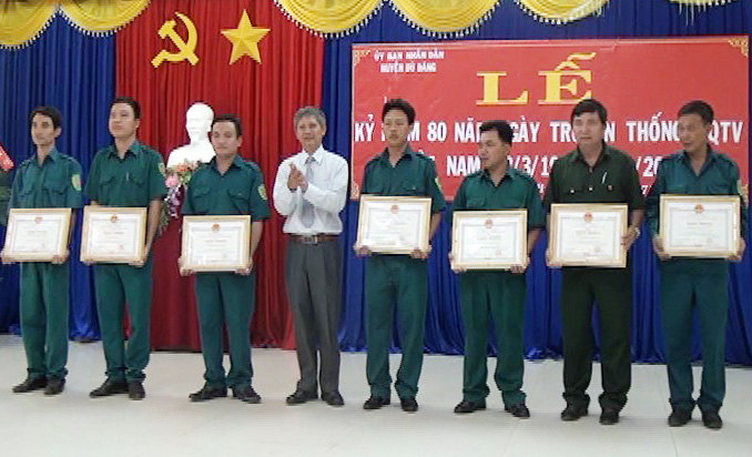 Nhiều hoạt động kỷ niệm 80 năm ng&agrave;y truyền thống lực lượng d&acirc;n qu&acirc;n tự vệ