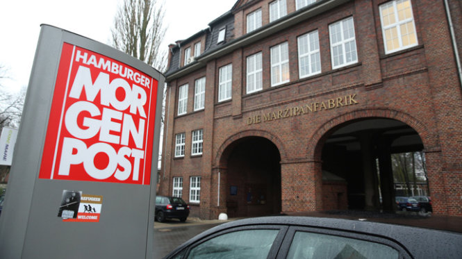 Đăng tranh biếm của Charlie Hebdo, báo Đức bị tấn công