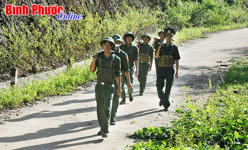 Nắm r&otilde; chủ trương của Đảng về x&acirc;y dựng v&agrave; bảo vệ bi&ecirc;n giới, biển đảo