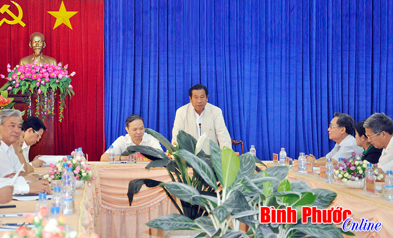 Nh&acirc;n dịp tết Nguy&ecirc;n đ&aacute;n Ất M&ugrave;i 2015: Thường trực Tỉnh ủy gặp mặt l&atilde;nh đạo c&aacute;c sở, ng&agrave;nh, huyện, thị x&atilde;