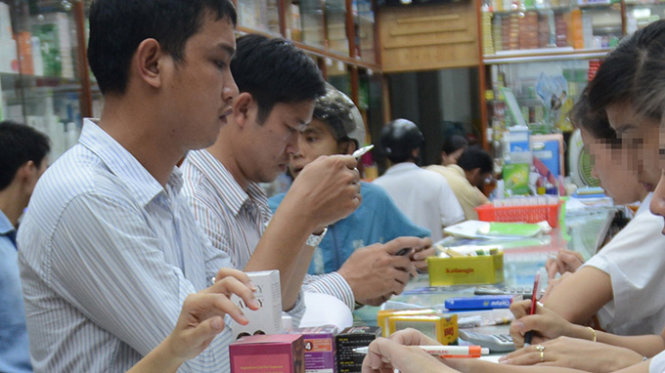 Bệnh “khoái dùng thuốc”