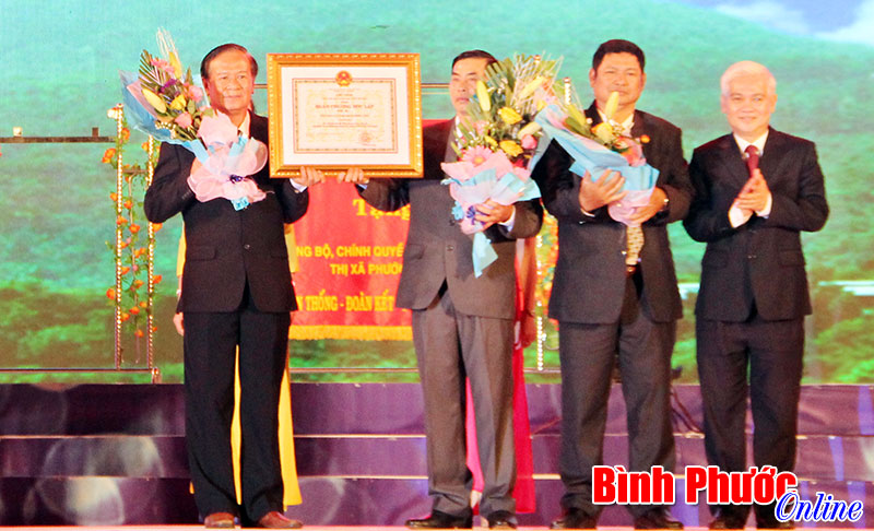 Phước Long kỷ niệm 40 năm giải ph&oacute;ng v&agrave; đ&oacute;n nhận Hu&acirc;n chương Độc lập hạng Ba