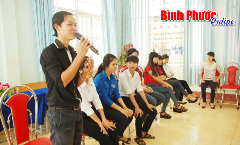 Tập huấn kỹ năng thuyết trình cho học sinh, thanh niên
