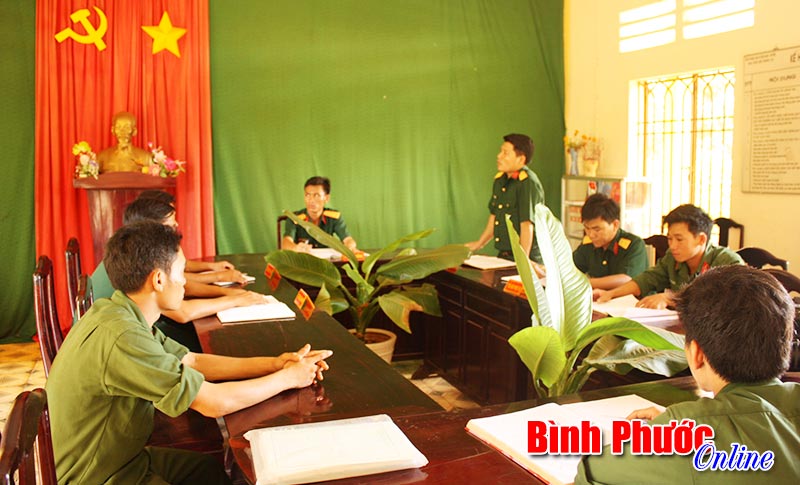 Hiệu quả từ m&ocirc; h&igrave;nh &ldquo;Mỗi ng&agrave;y một c&acirc;u hỏi&rdquo; ở Trung đo&agrave;n 736