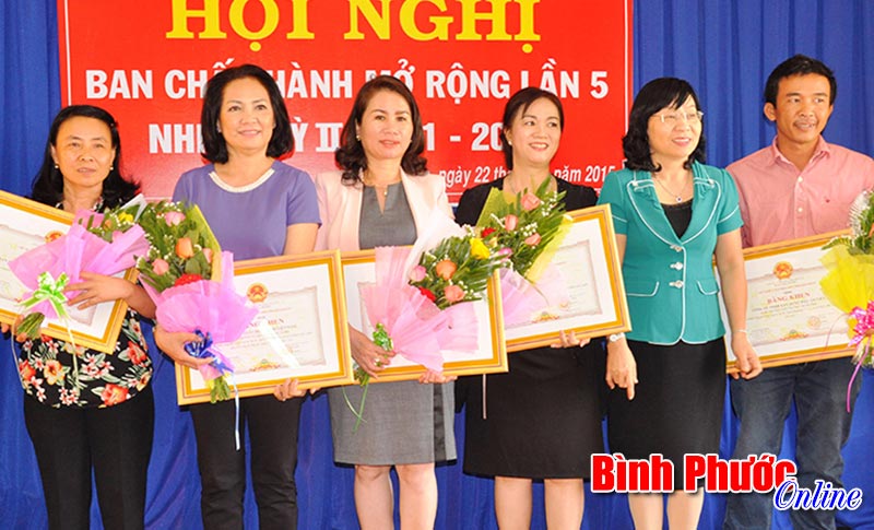 Nữ doanh nhân say mê làm từ thiện