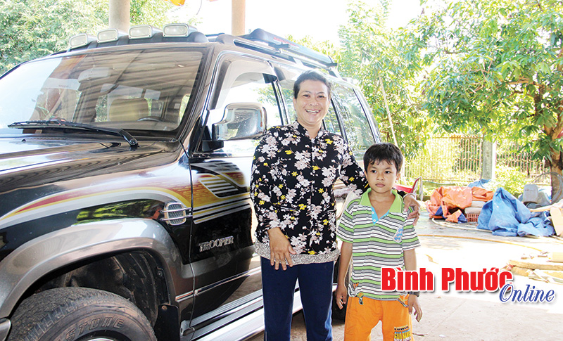 Thôn tỷ phú người Xêtiêng