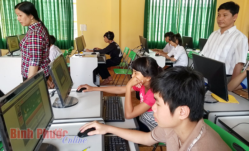 Trường đầu tiên sử dụng phần mềm từ điển Việt - Xêtiêng, Xêtiêng - Việt