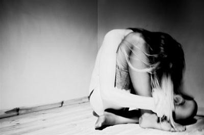 Tự tử vì tình, đáng không?