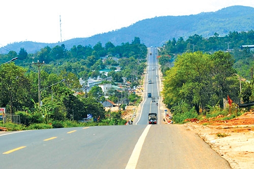 Chuẩn bị thông toàn tuyến đường HCM qua Tây Nguyên