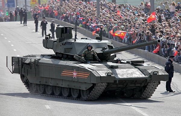 Nga dự báo xe tăng hiện đại nhất thế giới Armata sẽ "cháy hàng"