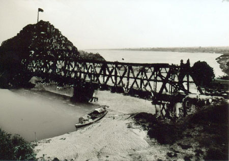 Mốc son Chiến thắng H&agrave;m Rồng