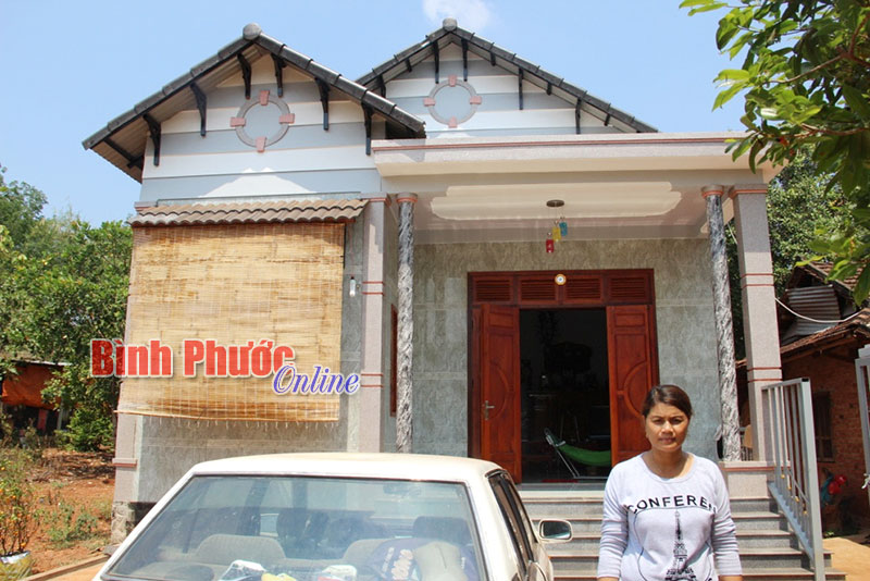 Những phụ nữ năng động ở xã Long Giang