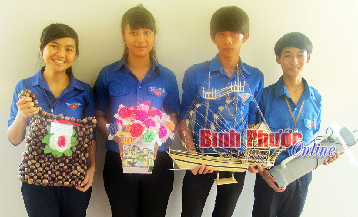 Sáng tạo thanh thiếu niên ở Trường THPT Hùng Vương