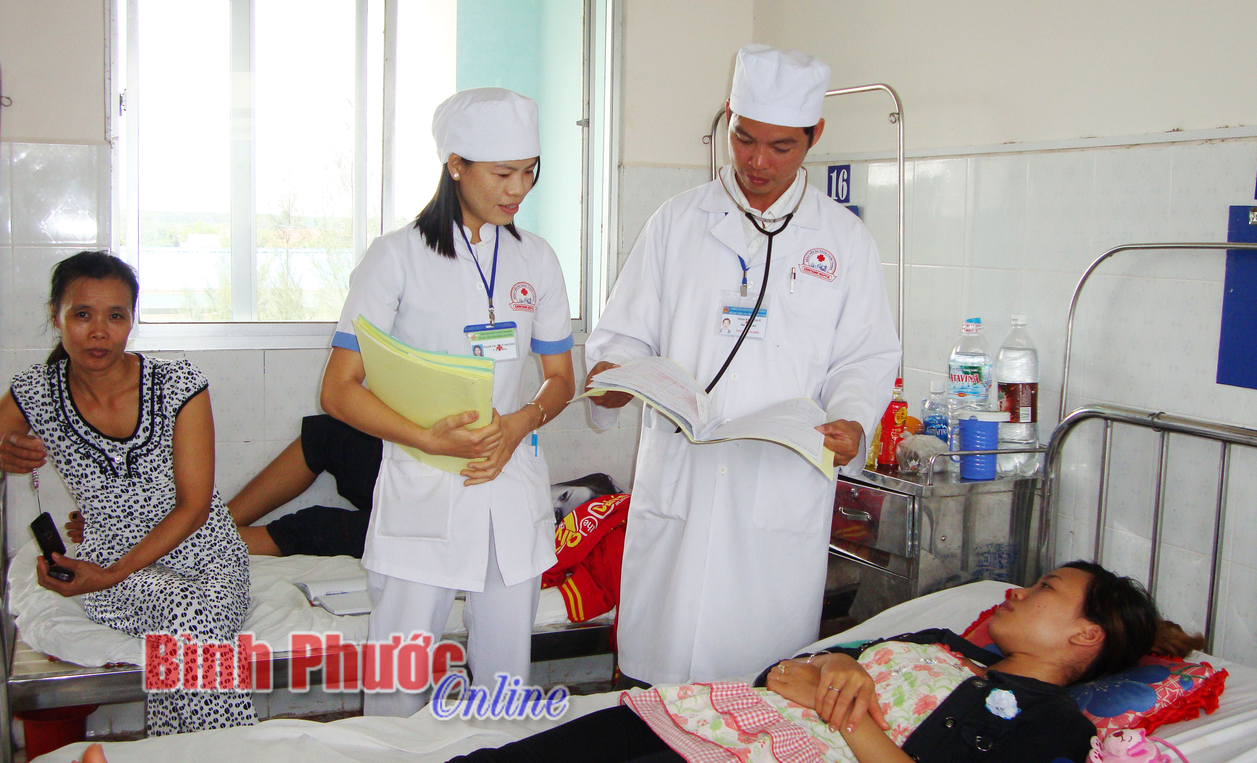 Bảo hiểm y tế - “phao cứu sinh” của người nghèo    