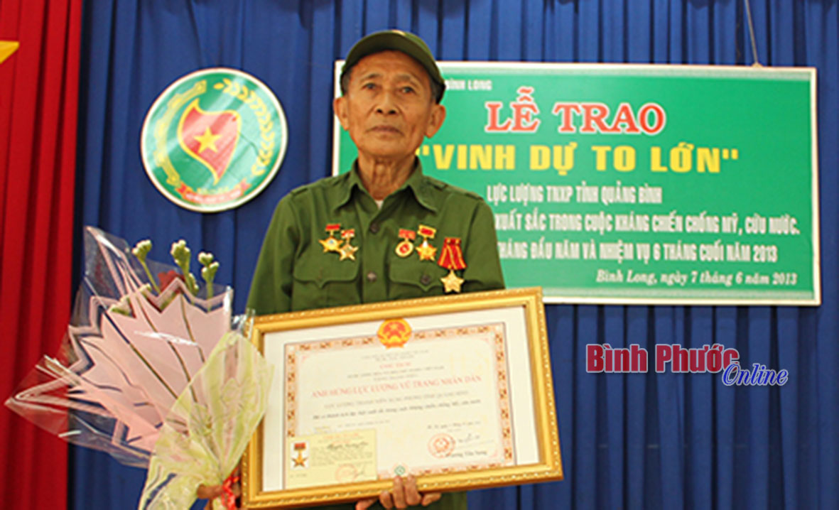 Nhớ lời B&aacute;c dạy &ldquo;TNXP l&agrave; trường học lớn để r&egrave;n luyện&rdquo;