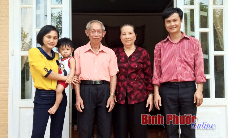 Chuyện người lính Cụ Hồ vượt khó nuôi con nên người