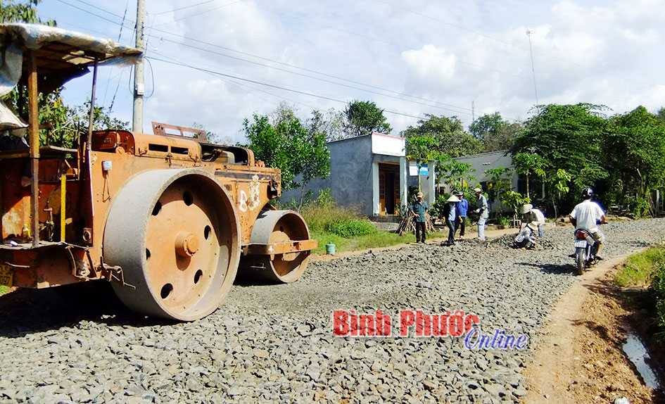 Dự thảo Luật Ph&iacute;, lệ ph&iacute; v&agrave; những bất cập