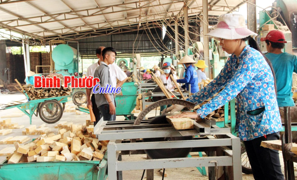 Xây nhà trả góp để giữ công nhân