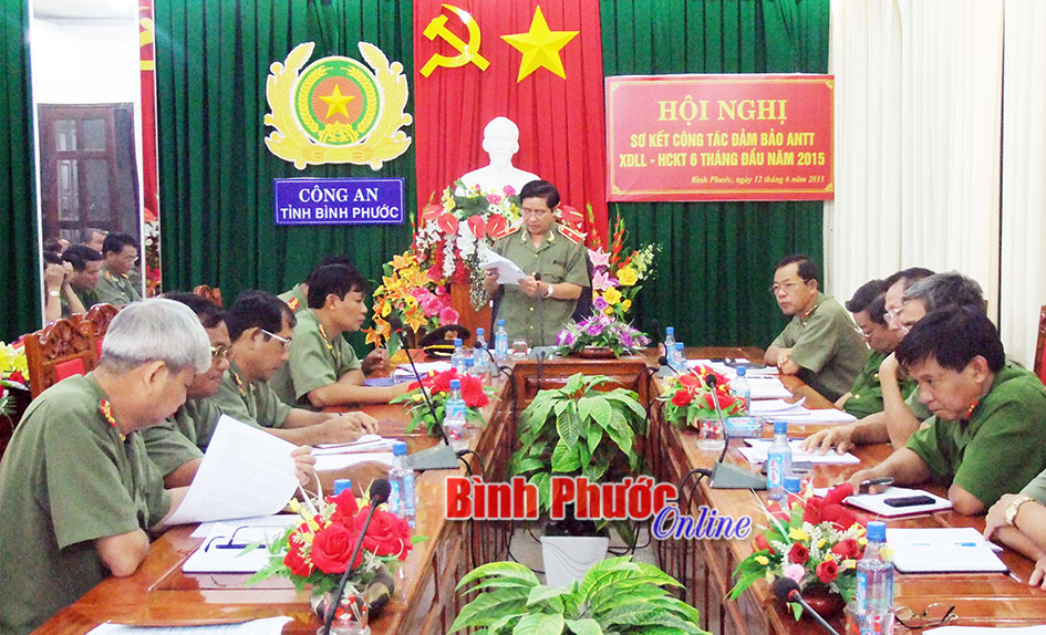 6 th&aacute;ng đầu năm 2015: Phạm ph&aacute;p h&igrave;nh sự, tệ nạn x&atilde; hội được giảm