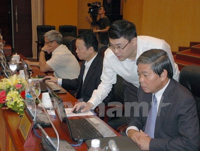 Bộ T&agrave;i nguy&ecirc;n M&ocirc;i trường v&agrave; 63 sở tiếp tục trả lời d&acirc;n v&agrave; doanh nghiệp