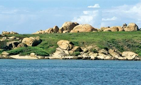 “Chiến hạm bằng đá” Cù Lao Câu