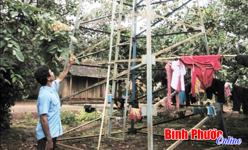 Lộc Ninh thực hiện 3/4 dự &aacute;n định canh, định cư cho hộ đồng b&agrave;o DTTS