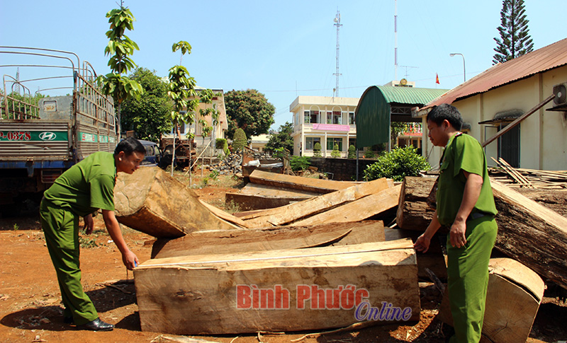 Đảng ủy C&ocirc;ng an B&ugrave; Đăng quyết t&acirc;m x&acirc;y dựng lực lượng trong sạch vững mạnh trong t&igrave;nh h&igrave;nh mới