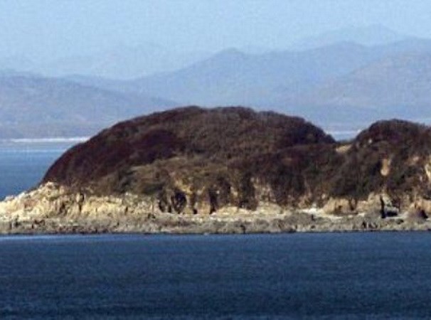 Triều Tiên xây dựng cơ sở quân sự trên đảo gần giới tuyến