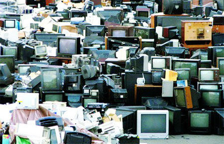 Từ 1-7-2016, thu hồi điện thoại, m&aacute;y t&iacute;nh bảng hết hạn sử dụng