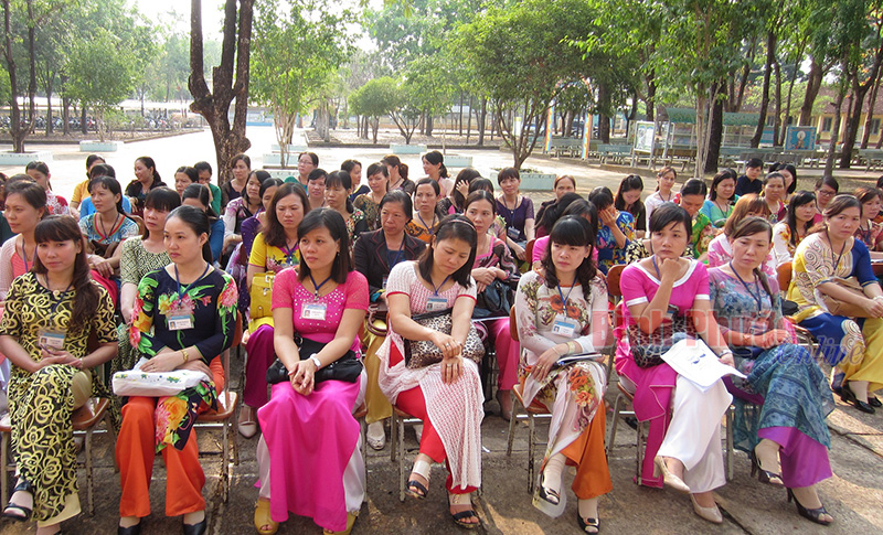 Đồng Xo&agrave;i tập trung cho c&ocirc;ng t&aacute;c c&aacute;n bộ