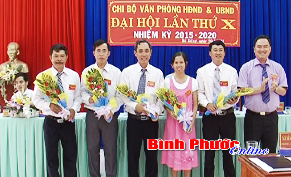 Đại hội Chi bộ Văn ph&ograve;ng HĐND-UBND huyện B&ugrave; Đăng