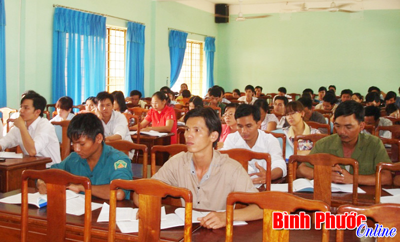 Giải ph&aacute;p n&acirc;ng cao chất lượng học nghị quyết của Đảng ở B&ugrave; Đăng