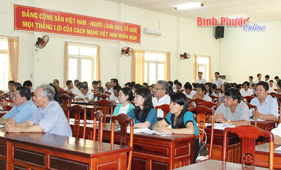 Đảng ủy khối cơ quan D&acirc;n ch&iacute;nh đảng tổ chức Hội nghị th&ocirc;ng tin thời sự lần 3