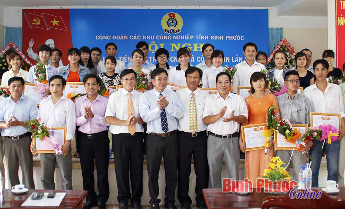 Hội nghị điển hình tiên tiến công đoàn các khu công nghiệp tỉnh