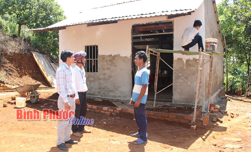 Ph&uacute; Sơn: Mỗi tổ chức, đo&agrave;n thể một c&ocirc;ng tr&igrave;nh