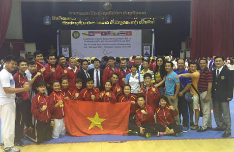 Việt Nam vô địch toàn đoàn Giải vô địch Karatedo Đông Nam Á 2015
