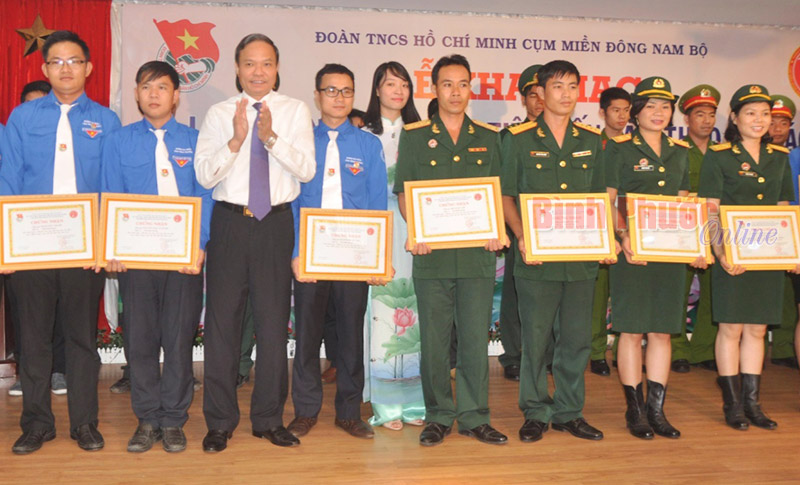 Khai mạc liên hoan “Thanh niên tiên tiến làm theo lời Bác” cụm miền Đông Nam bộ
