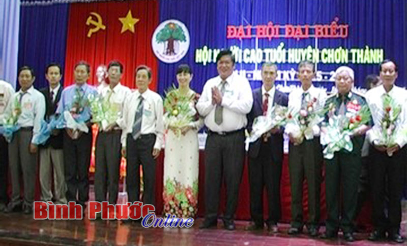 Đại hội Hội người cao tuổi huyện Chơn Thành