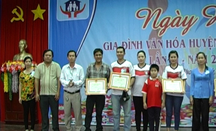 Ng&agrave;y hội gia đ&igrave;nh văn h&oacute;a huyện Chơn Th&agrave;nh năm 2015