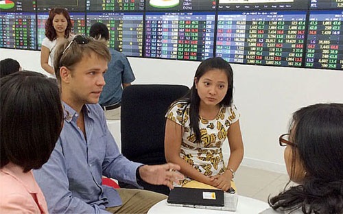 Nới room cho nhà đầu tư nước ngoài