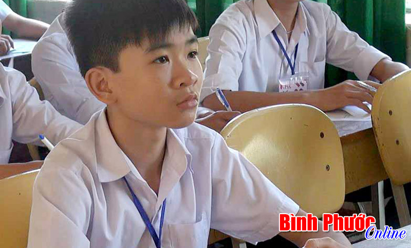 Những học sinh vượt khó học giỏi ở Đồng Xoài
